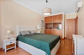 2 bedroom apartment with garage and swimming pool 5 minutes from the beach in Armação de Pera 2 bedroom apartment with garage and swimming pool 5 minutes from the beach in Armação de Pera