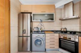 2 bedroom apartment with garage and swimming pool 5 minutes from the beach in Armação de Pera 2 bedroom apartment with garage and swimming pool 5 minutes from the beach in Armação de Pera