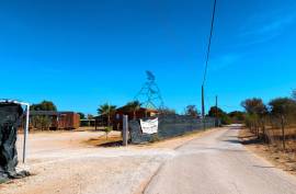 Excellent income opportunity AL ! Land of 3160 m² with 7 equipped mobil-homes in Albufeira