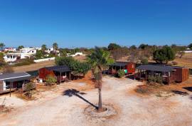 Excellent income opportunity AL ! Land of 3160 m² with 7 equipped mobil-homes in Albufeira