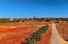 Rustic land of 10,320 m² with equipped mobile home and water borehole in Albufeira Rustic land of 10,320 m² with equipped mobile home and water borehole in Albufeira