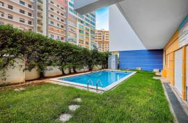 1 Bedroom Apartment with Pool Ideal for Living or Investing in Portimão 1 Bedroom Apartment with Pool Ideal for Living or Investing in Portimão