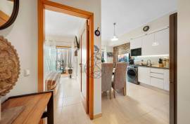 1 Bedroom Apartment with Pool Ideal for Living or Investing in Portimão 1 Bedroom Apartment with Pool Ideal for Living or Investing in Portimão