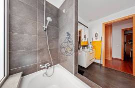 2 Bedroom Duplex Apartment in Private Condominium with Pool and Gym - Portimão 2 Bedroom Duplex Apartment in Private Condominium with Pool and Gym - Portimão