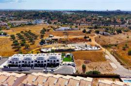 4 bedroom townhouse with swimming pool Ferreiras - Albufeira