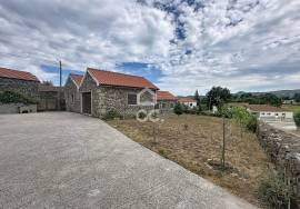 4 Bedroom Villa, in Granite with Land and Unobstructed Views, next to the Alto Rabagão Dam 4 Bedroom Villa, in Granite with Land and Unobstructed Views, next to the Alto Rabagão Dam