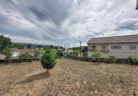 4 Bedroom Villa, in Granite with Land and Unobstructed Views, next to the Alto Rabagão Dam 4 Bedroom Villa, in Granite with Land and Unobstructed Views, next to the Alto Rabagão Dam