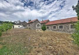 4 Bedroom Villa, in Granite with Land and Unobstructed Views, next to the Alto Rabagão Dam 4 Bedroom Villa, in Granite with Land and Unobstructed Views, next to the Alto Rabagão Dam