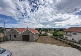 4 Bedroom Villa, in Granite with Land and Unobstructed Views, next to the Alto Rabagão Dam 4 Bedroom Villa, in Granite with Land and Unobstructed Views, next to the Alto Rabagão Dam