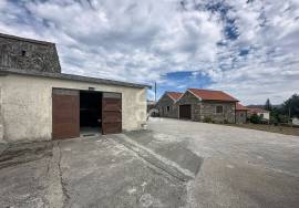 4 Bedroom Villa, in Granite with Land and Unobstructed Views, next to the Alto Rabagão Dam 4 Bedroom Villa, in Granite with Land and Unobstructed Views, next to the Alto Rabagão Dam