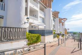 listing listing