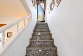 listing listing