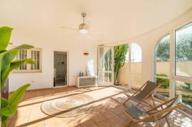 listing listing
