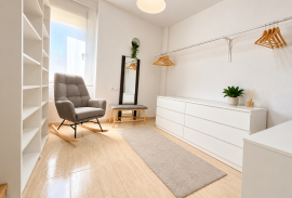listing listing