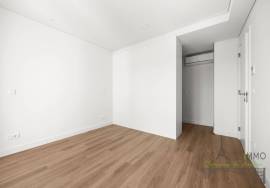 T3+1 Duplex in Montijo Terrace – Large volumes, comfort and energy performance T3+1 Duplex in Montijo Terrace – Large volumes, comfort and energy performance
