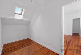 3 bedroom apartment with covered terrace and unobstructed views over the vegetation, in Calçada da Estrela, Lisbon 3 bedroom apartment with covered terrace and unobstructed views over the vegetation, in Calçada da Estrela, Lisbon