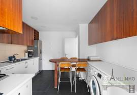 3 bedroom apartment with covered terrace and unobstructed views over the vegetation, in Calçada da Estrela, Lisbon 3 bedroom apartment with covered terrace and unobstructed views over the vegetation, in Calçada da Estrela, Lisbon