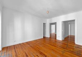 3 bedroom apartment with covered terrace and unobstructed views over the vegetation, in Calçada da Estrela, Lisbon 3 bedroom apartment with covered terrace and unobstructed views over the vegetation, in Calçada da Estrela, Lisbon