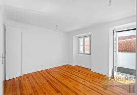 3 bedroom apartment with covered terrace and unobstructed views over the vegetation, in Calçada da Estrela, Lisbon 3 bedroom apartment with covered terrace and unobstructed views over the vegetation, in Calçada da Estrela, Lisbon