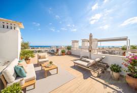Duplex with garage in downtown Olhão — Generous Terraces, Rooftop and Unimpeded Views