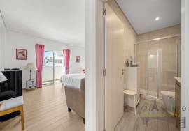 Duplex with garage in downtown Olhão — Generous Terraces, Rooftop and Unimpeded Views Duplex with garage in downtown Olhão — Generous Terraces, Rooftop and Unimpeded Views