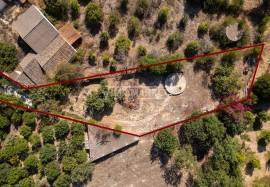 Fully refurbished luxury 5 bedroom farmhouse with swimming pool on a plot of 1451 m2 located in Patã de Cima in Boliqueime. Fully refurbished luxury 5 bedroom farmhouse with swimming pool on a plot of 1451 m2 located in Patã de Cima in Boliqueime.