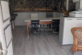 Building in the Heart of Ribeira Brava – Madeira