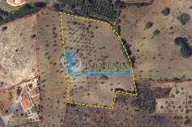 Rustic land with 14090m² located in Mouraria-Albufeira Rustic land with 14090m² located in Mouraria-Albufeira