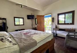Excellent 2 Bed Villa with 2 land plots For Sale in Uvita Costa Rica Excellent 2 Bed Villa with 2 land plots For Sale in Uvita Costa Rica