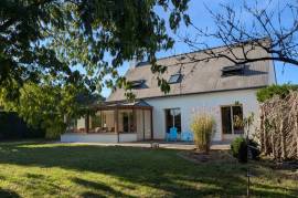 Houses for sale - 8 rooms - 127 m2 - JOSSELIN - (56120)
