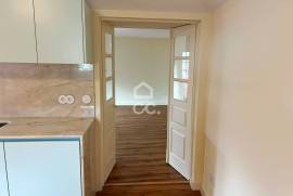 Fully Renovated 4 Bedroom Manor House in Barcelos (Faria) | 1638m² Land, Garage and Stone Annexes Fully Renovated 4 Bedroom Manor House in Barcelos (Faria) | 1638m² Land, Garage and Stone Annexes