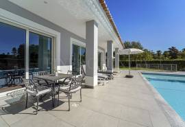 Alvor | Alto Golf Course – Stunning 3+1-bedroom villa with pool, landscaped gardens and golf course setting