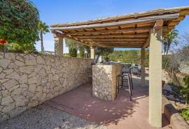 Carvoeiro - Traditional style villa with private pool and landscaped gardens Carvoeiro - Traditional style villa with private pool and landscaped gardens