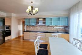 Apartment for sale in Riga, 180.00m2 Apartment for sale in Riga, 180.00m2