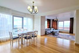 Apartment for sale in Riga, 180.00m2