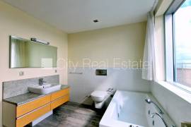 Apartment for sale in Riga, 180.00m2 Apartment for sale in Riga, 180.00m2