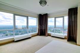 Apartment for sale in Riga, 180.00m2 Apartment for sale in Riga, 180.00m2