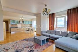 Apartment for sale in Riga, 180.00m2 Apartment for sale in Riga, 180.00m2