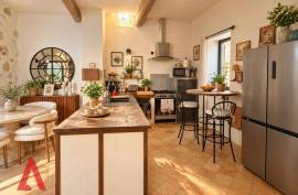 7 room, 163m2 Village house for sale in Gabian - 279 000 € * 7 room, 163m2 Village house for sale in Gabian - 279 000 € *