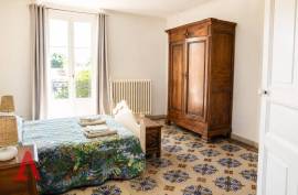 9 room, 270m2 Character property for sale in Magalas - 549 000 € * 9 room, 270m2 Character property for sale in Magalas - 549 000 € *