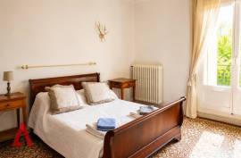 9 room, 270m2 Character property for sale in Magalas - 549 000 € * 9 room, 270m2 Character property for sale in Magalas - 549 000 € *
