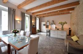7 room, 303m2 Character property for sale in Nezignan l'eveque - 650 000 € *