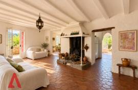 5 room, 160m2 Character property for sale in Cabrerolles - 225 000 € * 5 room, 160m2 Character property for sale in Cabrerolles - 225 000 € *