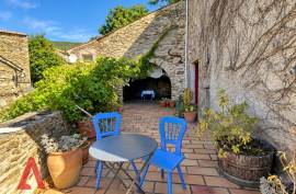 5 room, 160m2 Character property for sale in Cabrerolles - 225 000 € * 5 room, 160m2 Character property for sale in Cabrerolles - 225 000 € *