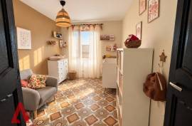 4 room, 140m2 Village house for sale in Neffies - 234 000 € * 4 room, 140m2 Village house for sale in Neffies - 234 000 € *