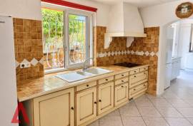 10 room, 270m2 Villa for sale in Caux - 520 000 € * 10 room, 270m2 Villa for sale in Caux - 520 000 € *