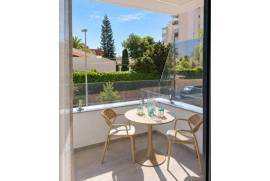 listing listing