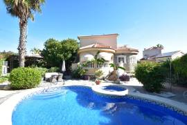 FABULOUS SUNNY VILLA WITH HEATED SWIMMING POOL AND VIEWS