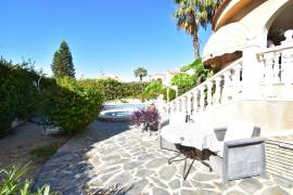 FABULOUS SUNNY VILLA WITH HEATED SWIMMING POOL AND VIEWS