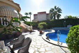 FABULOUS SUNNY VILLA WITH HEATED SWIMMING POOL AND VIEWS